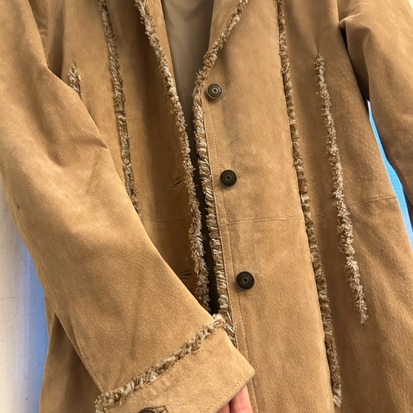 Stunning vintage light weight leather suede - Picture 6 of 9